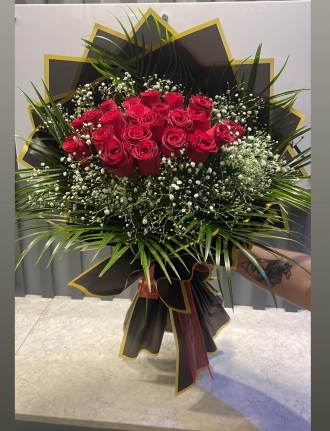 20 Adet Kırmızı Gülden Buket 